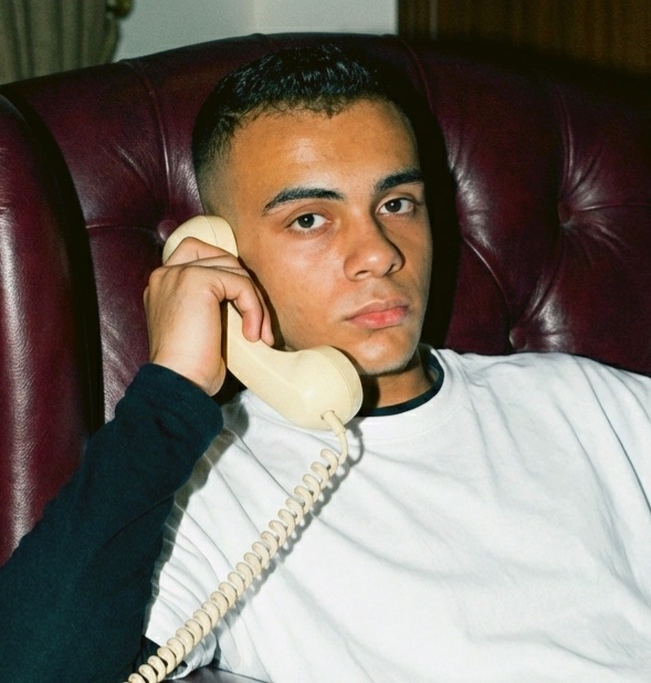 اعلن يوسف جيكس ببدأ الترويج الإعلاني قريبًا بالتعاون مع Trio Agency